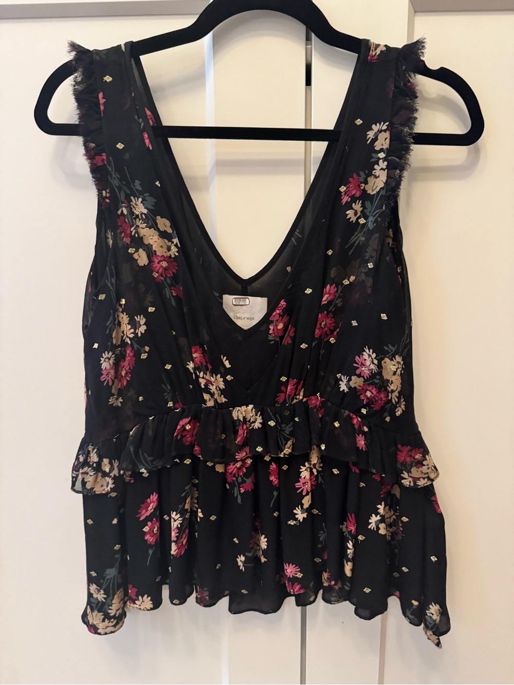 Cinq A Sept Floral Ruffle V-Neck Women's Top